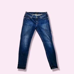 Women's Silver Jeans. Suki Super Skinny. Size W33. L31.